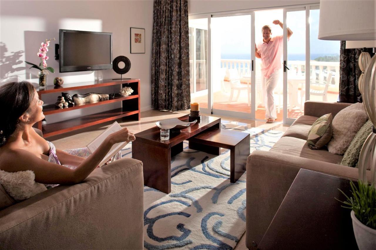 Princess Heights Luxury Condo Hotel Oyster Pond 외부 사진