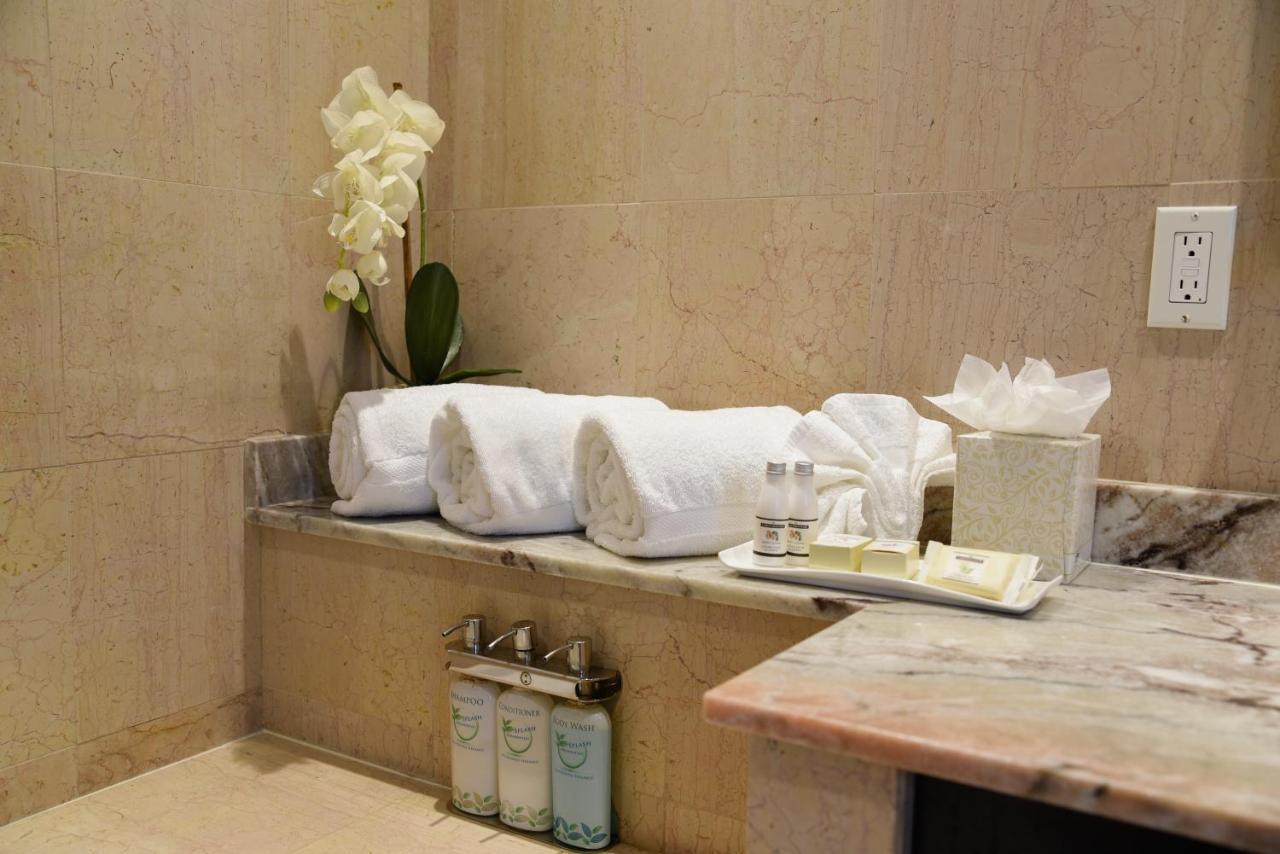 Princess Heights Luxury Condo Hotel Oyster Pond 외부 사진